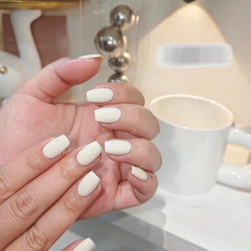 [ HÓT ] M38 MÓNG ÚP THIẾT KẾ SƠN MÀU TRẮNG SỮA ĐƠN GIẢN FOM VUÔNG NGẮN Nữ Women nail  giả