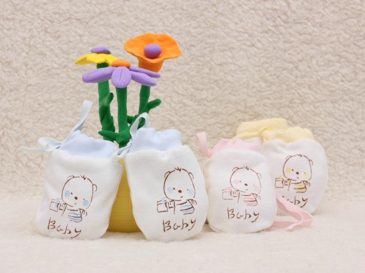 Product Introduction of New Baby Gloves Cute Cartoon Infant Pure Cotton Scratch Newborn MittsBoy Fabric Care 2