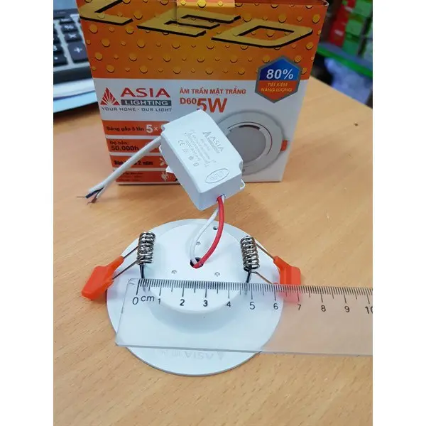 Đèn led âm trần 5w viền vàng, viền bạc lỗ 60 hàng có bảo hành 2