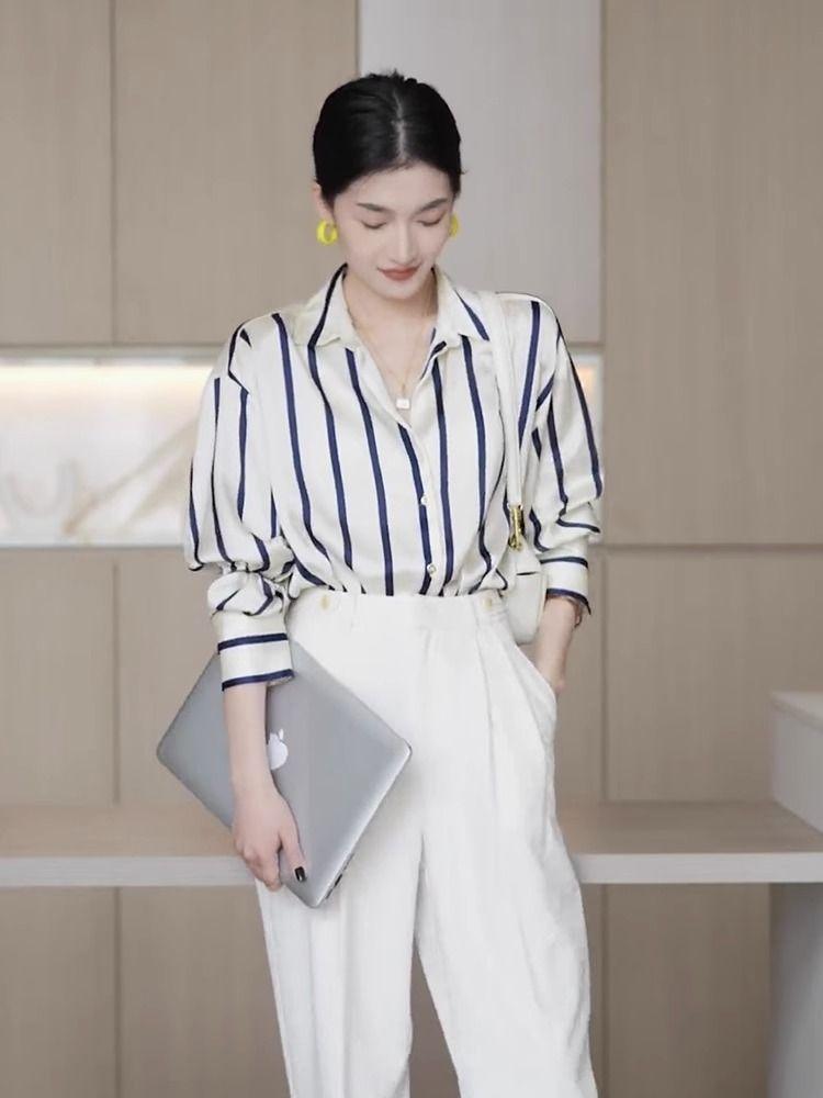 Product Introduction of Áo Sơ Mi Sọc, Hợp Xu hướng, Dành Cho Nữ, Mùa Xuân Và Mùa Thu, Hàng Mới Về 2024, Phong Cách Phương Tây, Áo Voan Đi Chơi Dễ Phối Đồ, Phong Cách Hồng Kông, Áo Trên Top Women Shirt Cổ Tròn 2