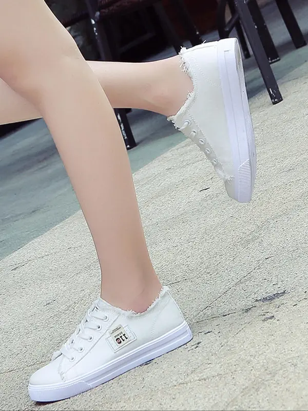 Women's Fashionable Lace Up Low Top Sneakers, Casual Comfortable Sports Shoes for Daily Wear, Female All-match Round Toe Shoes for Daily Wear 3