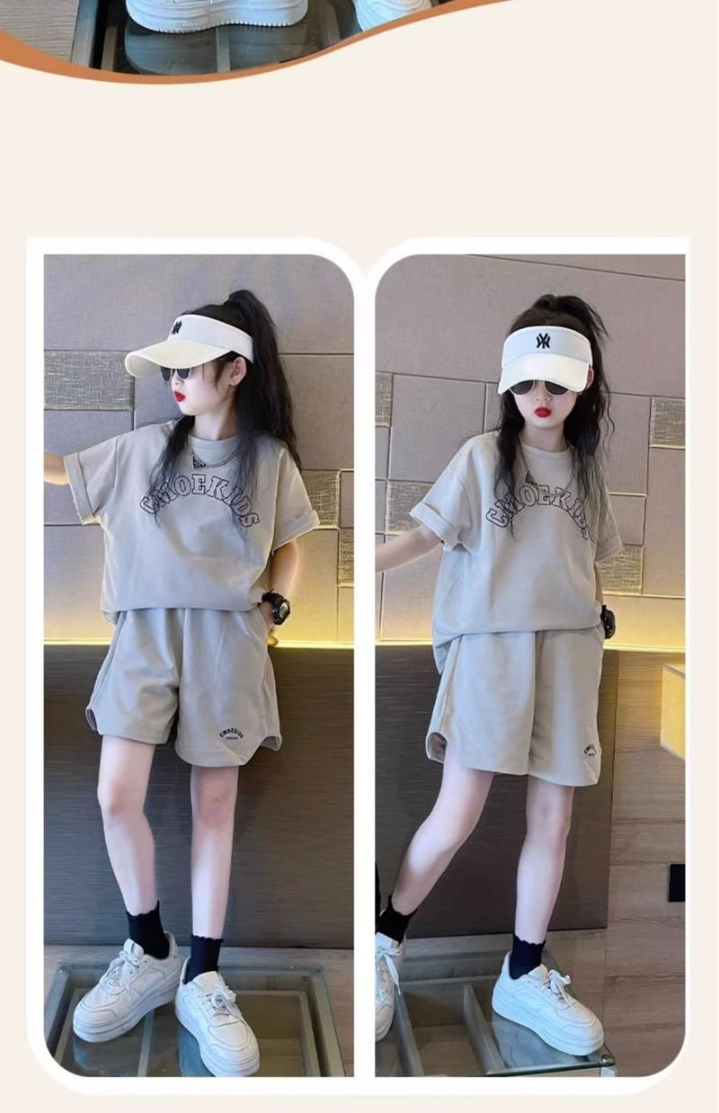 Product Introduction of Trang Phục Bé Gái, Bộ Hai Mảnh, Áo Sơ Mi ngắn Tay Và Quần Đùi, Thời Trang Và Phong Cách, Thích Hợp Cho Mùa Hè Mới Năm 2025, Thời Trang Và Thường Ngày, Dành Cho Trẻ Lớn 4
