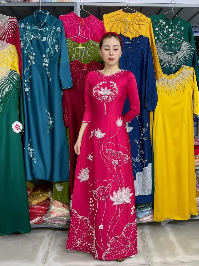 ÁO DÀI MẸ TRẺ VÂN GỖ SIÊU PHẨM CỦA NĂM NAY