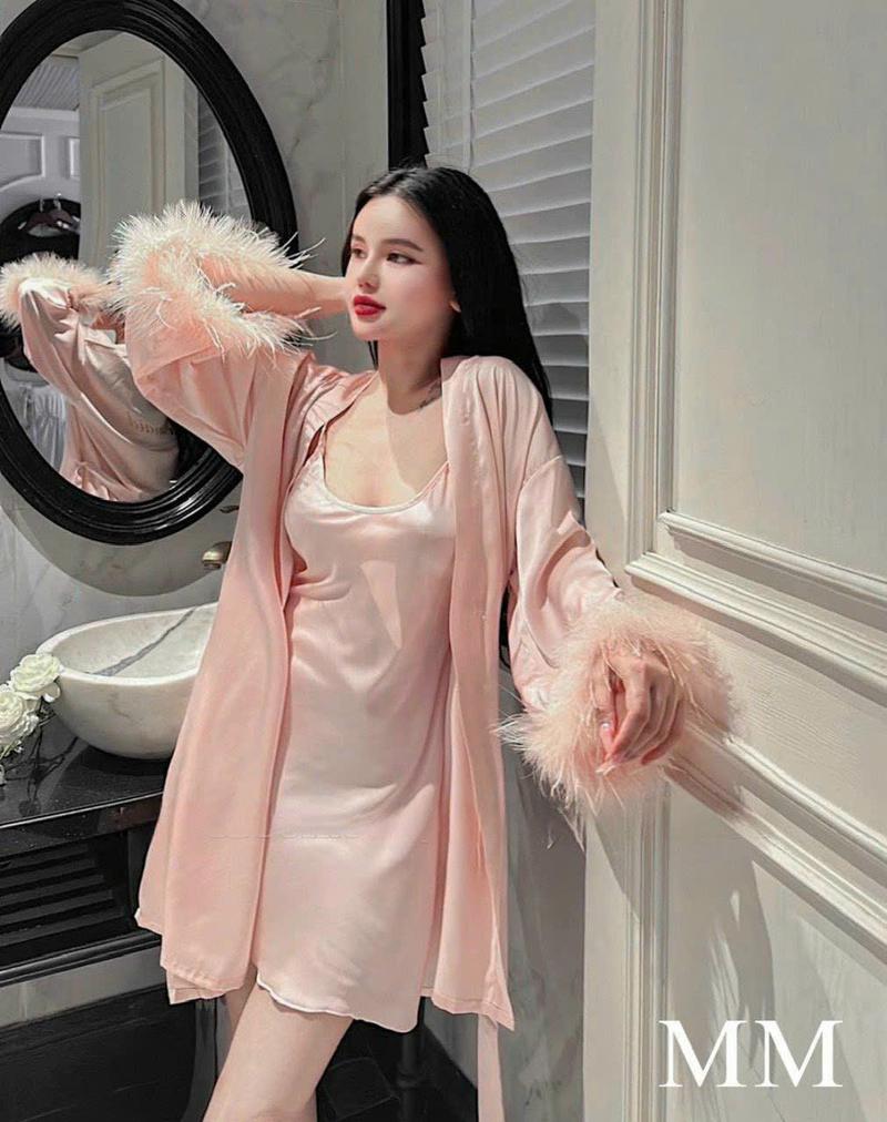 Product Introduction of Set Đầm Ngủ 2 Dây Kèm Áo Choàng Phối Lông Chất Lụa Latin Mềm Mịn Free Size 40-58kg Nữ Women 9