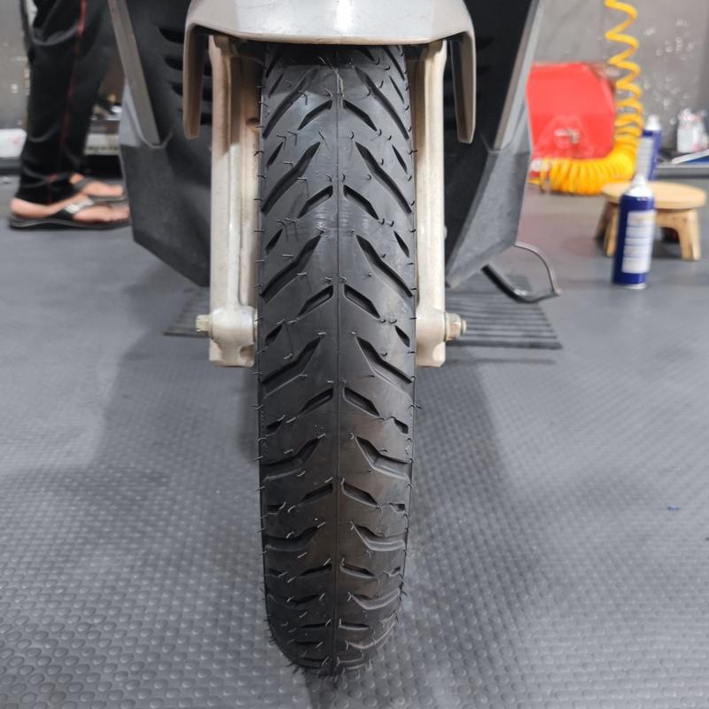 Vỏ Michelin Pilot Street 2 size 80 90-14 & 90 90-14 gắn được bánh trước các loại xe: Air Blade 125 Click125 Vario 125 Vision Luvias... 220043 Phụ Kiện Lốp Cao Su