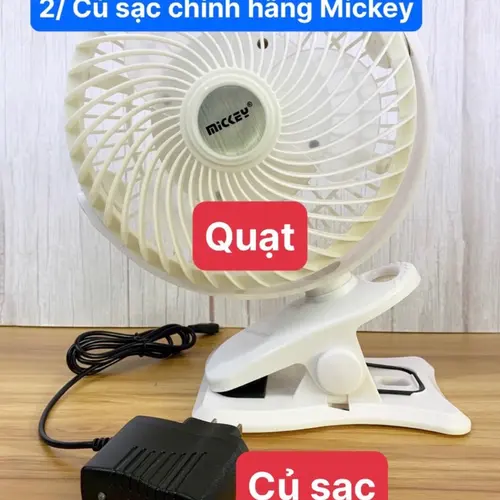 Quạt tích điện mickey có kẹp, để bàn đa năng, có điều chỉnh tốc độ 806A QuạT