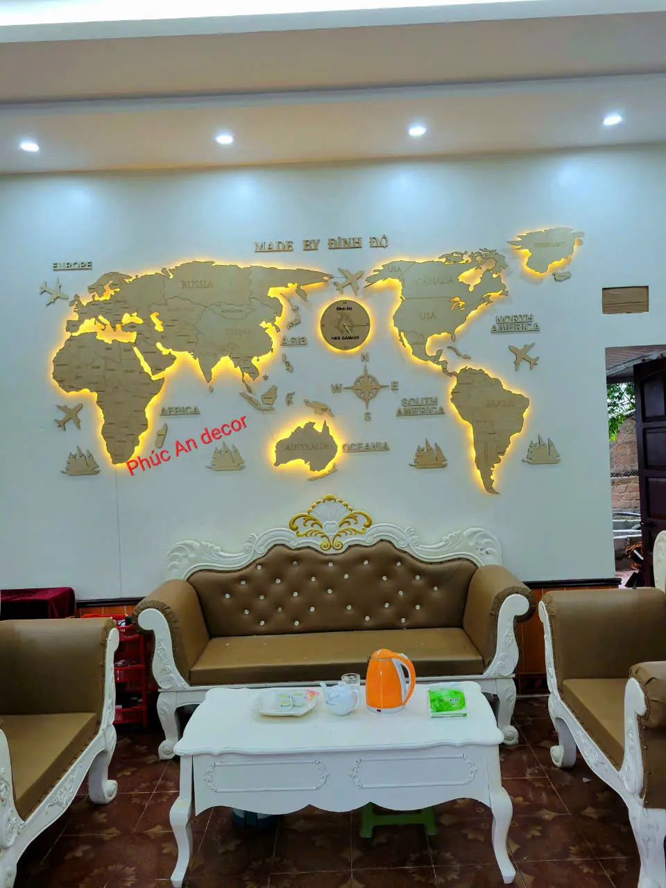 bản đồ gỗ thế giới 2D một màu gỗ decor phòng khách,văn phòng...