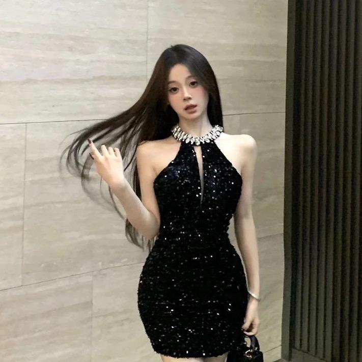 Đầm nữ kim sa cổ yếm size từ 40-58kg Women