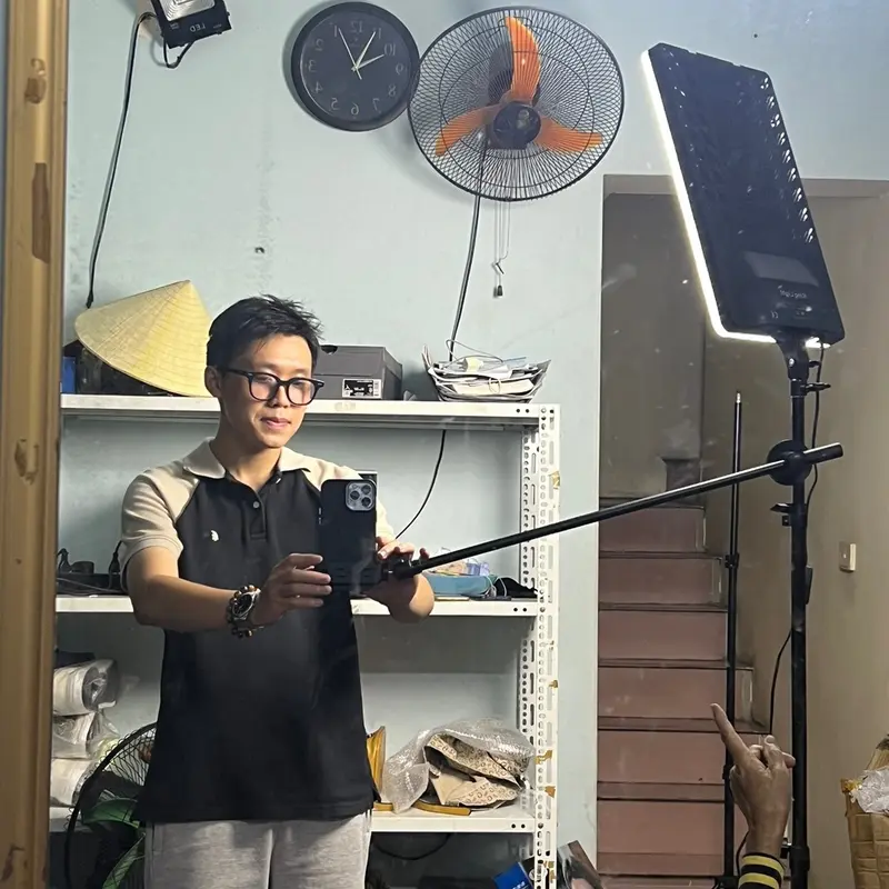 [PK STORE] Đèn LED chữ nhật RL thế hệ mới ánh sáng đẹp hỗ trợ  chụp ảnh livestream, quay video chuyên nghiệp thế hệ mới + có hỗ trợ giá điện thoại tuỳ chỉnh (2 trong 1) Tiện lợi  , chân xịn 4