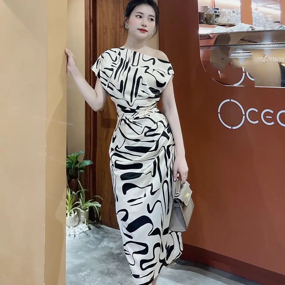Đầm lệch vai thiết kế dúm sườn cách điệu xinh sang Women Dress