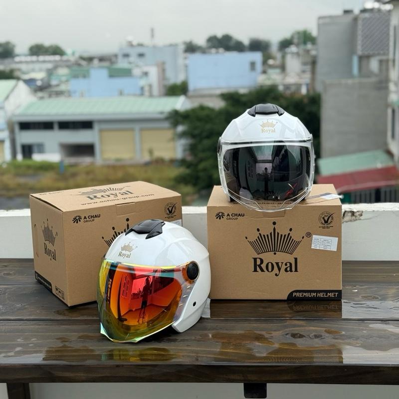 ( Tặng logo KYT và túi đựng nón) Mũ nón bảo hiểm Royal 3/4 XH01 1 kính tem trắng bóng chính hãng Helmet