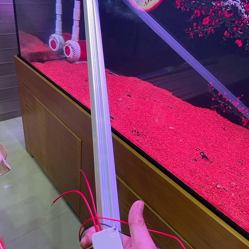 Đèn LED 60cm Ánh Sáng Mặt Trời Cho Các Loại Động Vật Và Cây Cối