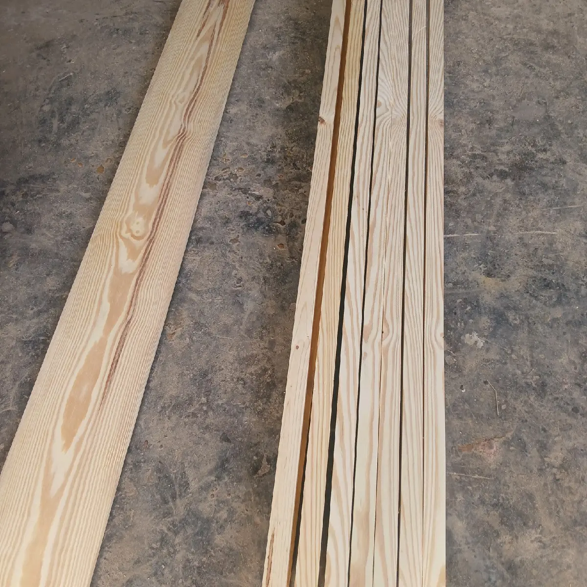 thông vuông 4cm dài 30cm.đã bào láng.