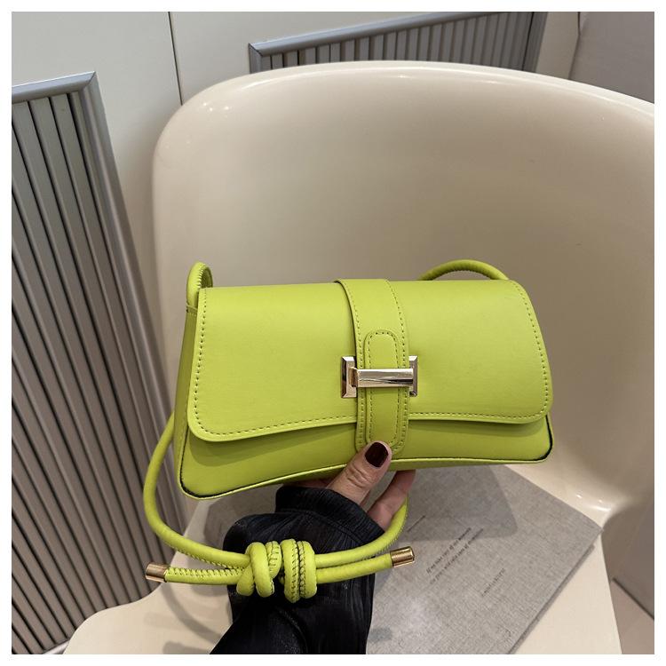 Product Introduction of Niche High-End Design Fashion Suitable for Various Scenes Niche Elegant Fashion Pouches Women's Bag New Western Style All-Matching Messenger Bag Fashion Shoulder Underarm Bag 1
