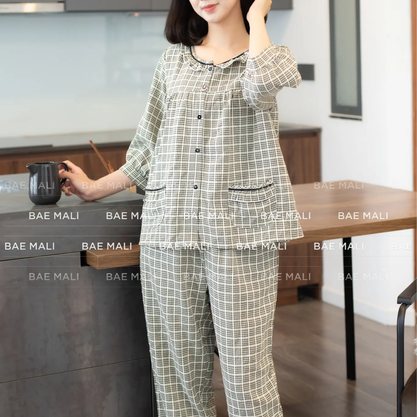 Bộ mặc nhà kẻ tay lỡ bo quần dài cổ bèo mã 347 Áo
