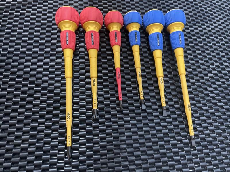 Product Introduction of 01 Tô vít cách điện 1000V +2x100 Anex Nhật Bản 6