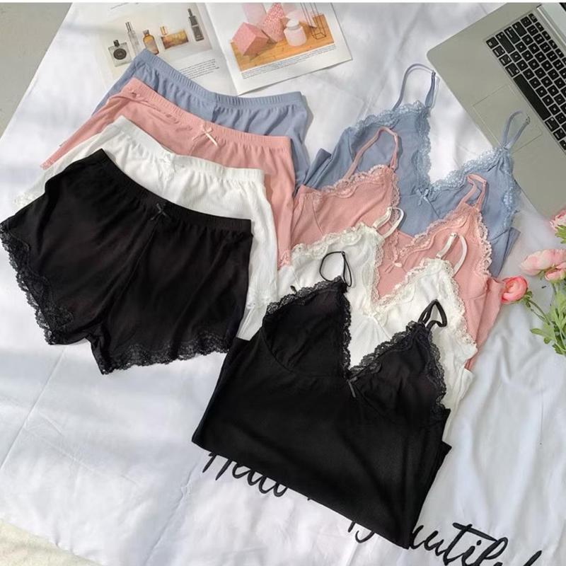 Sét Bộ ngủ áo thun nữ 2 cổ V dây viền ren kèm quần đùi viền ren sexy chất gân tăm mềm mát mã g58