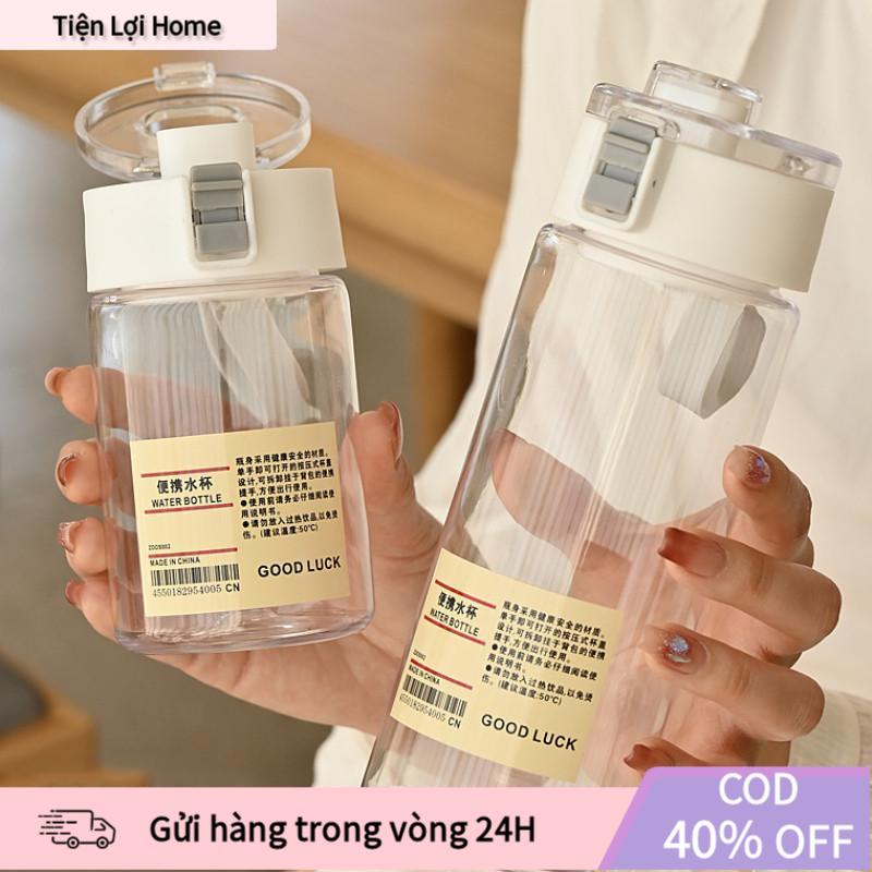  MUJI Bình Nước Trong Suốt – Chất Liệu Nhựa Bền Có Nắp & Quai Xách Dung Tích Tùy Chọn 