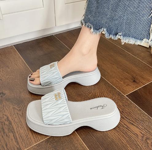 [VIDEO CẬN CHẤT]  dép đế cao 4cm cai su non nguyên khối đi nhẹ cực êm chân Nữ Shoes Cao Su ( còn xanh ạ ) 7
