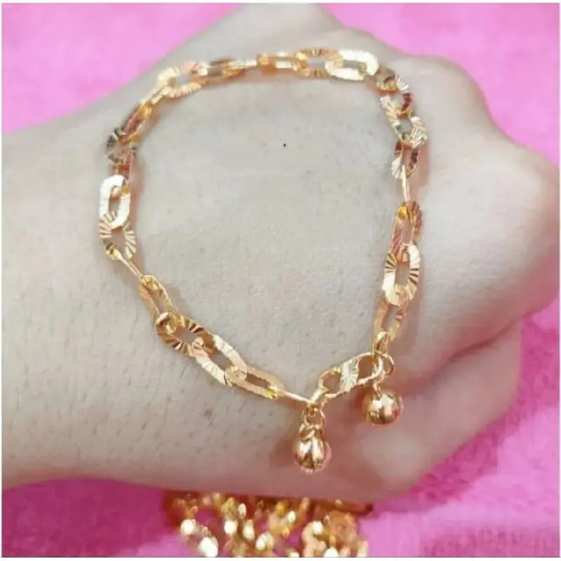 perhiasan wanita GELANG TANGAN TITANIUM ANTI KARAT MOTIF  GOLD TIDAK MUDAH LUNTUR terlaris
