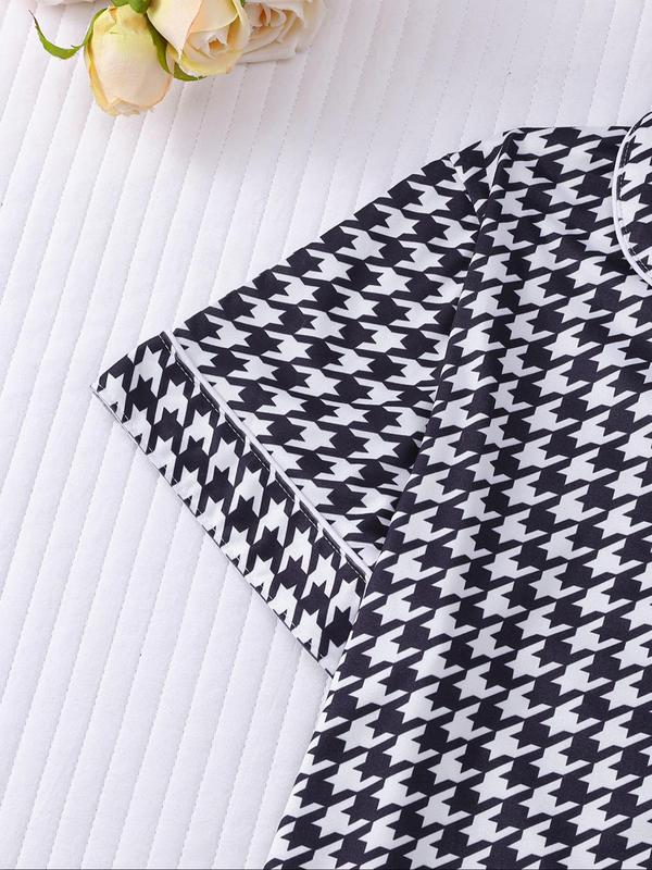 Women's All Over Houndstooth Print Short Sleeve Pajama Two-Piece Set, Casual Comfy Soft Button Front Chest Pocket Design Lapel Neck Top & Elastic Waist Shorts PJ Set, Ladies Sleepwear for All Seasons 3