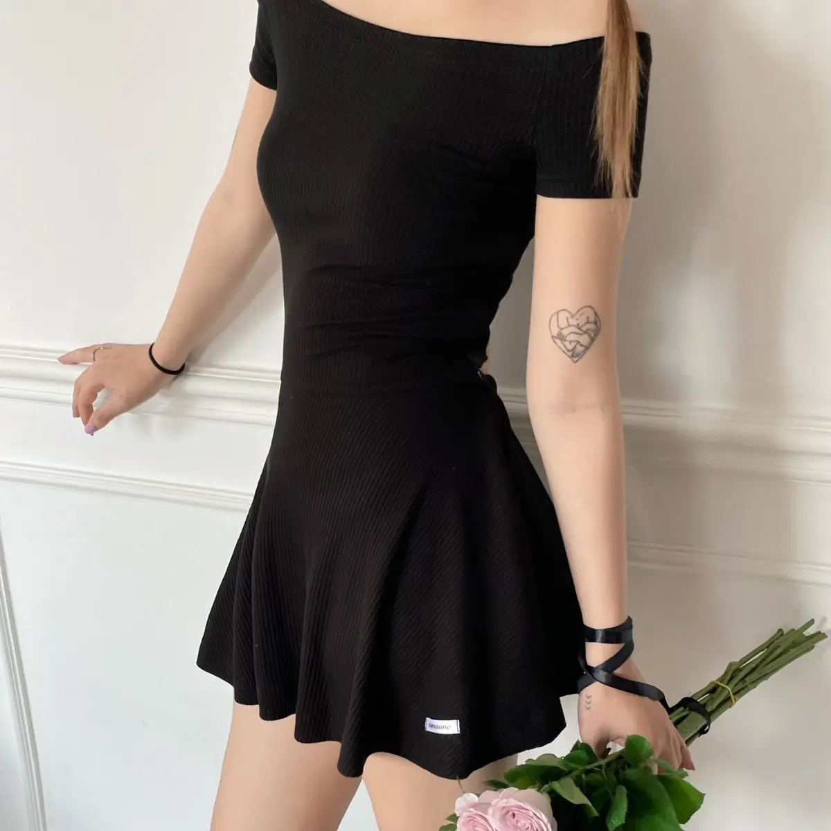 Set Đầm Gân Trễ Vai Ngắn Tặng Kèm Quần Ngắn Viền Ren ( tặng kẹp nơ trắng ) |Bibi Dress - ONAONE