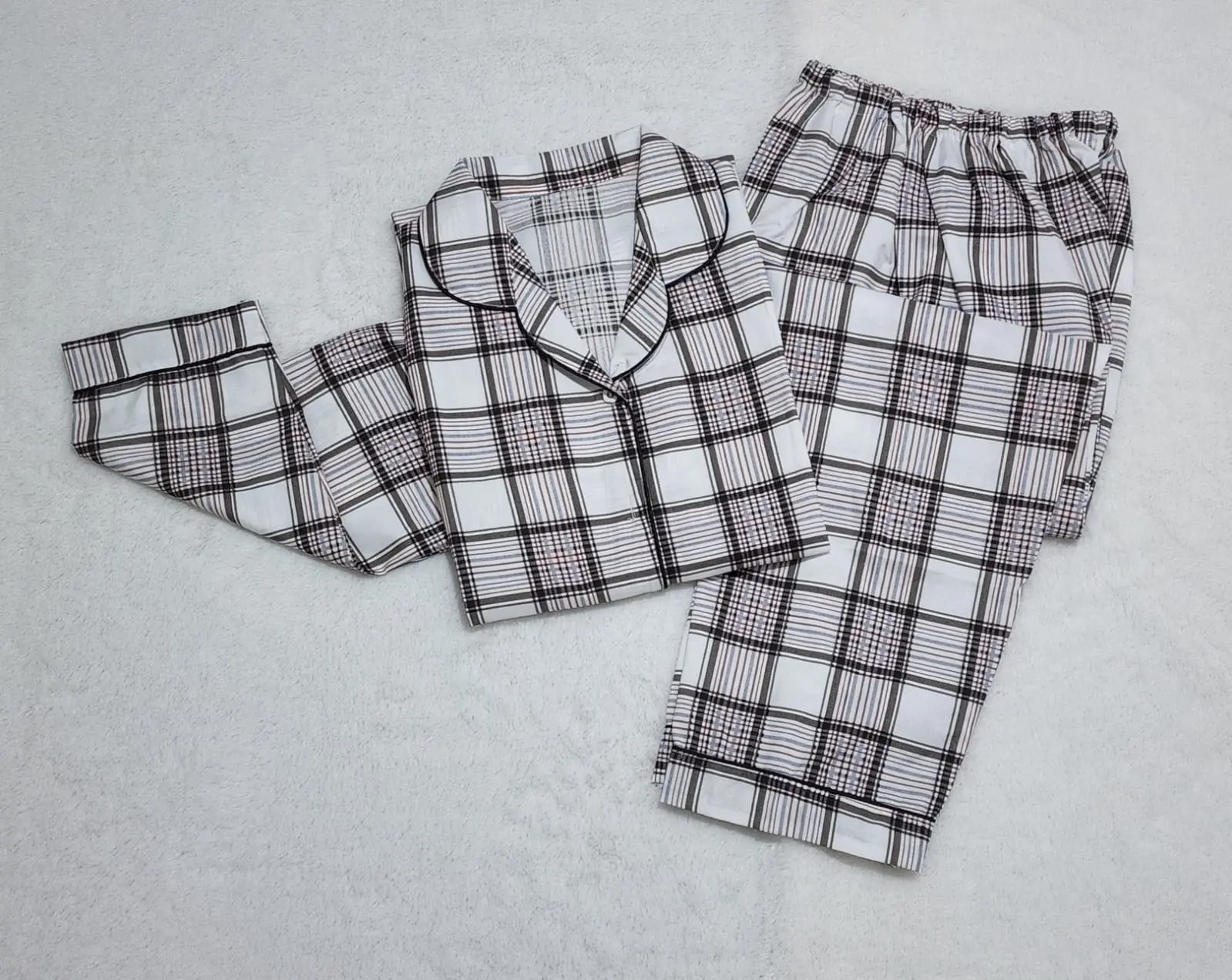 Piyama Lengan Panjang Kotak Merlin Baju Tidur Cewe Dewasa Kekinian Katun Poliester
