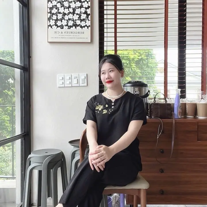 Bộ đũi tay cộc quần dài thêu hoa dành tặng bà và mẹ,chất đũi mát mềm,set Áo Nữ Voi 7