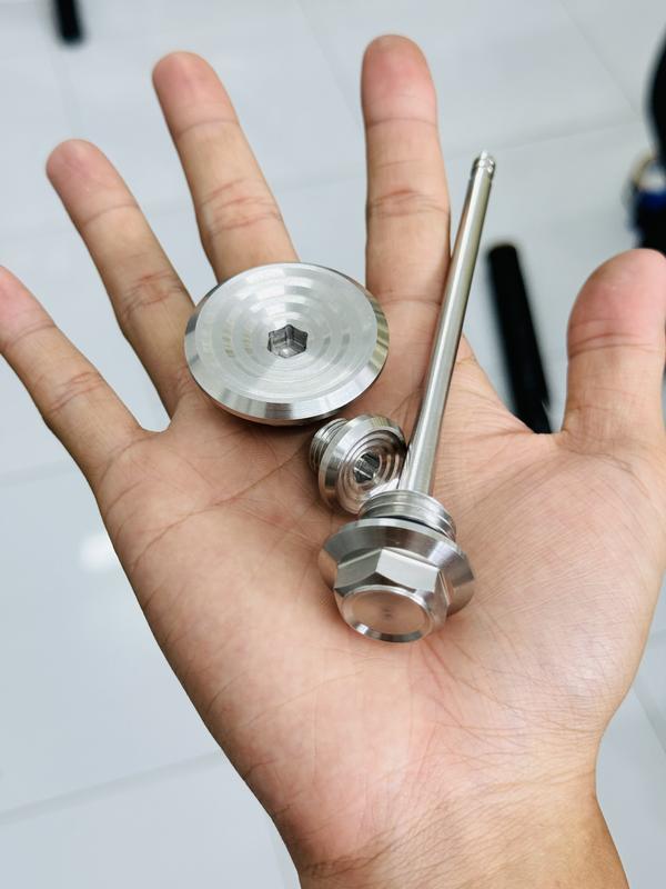 Combo Ốc Mâm Lửa + Ty Thăm Nhớt Inox304 CNC Nguyên Khối Gắn Chuẩn Các Dòng Xe Bảo Hàng Không Rỉ Sét Phụ Kiện Phụ Tùng