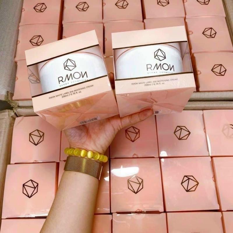KEM DƯỠNG BODY RMON HÀNG CÔNG TY