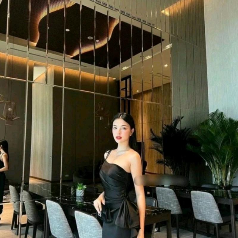 Đầm dây lệch vai xếp ly tôn eo tôn dáng sang trọng 0