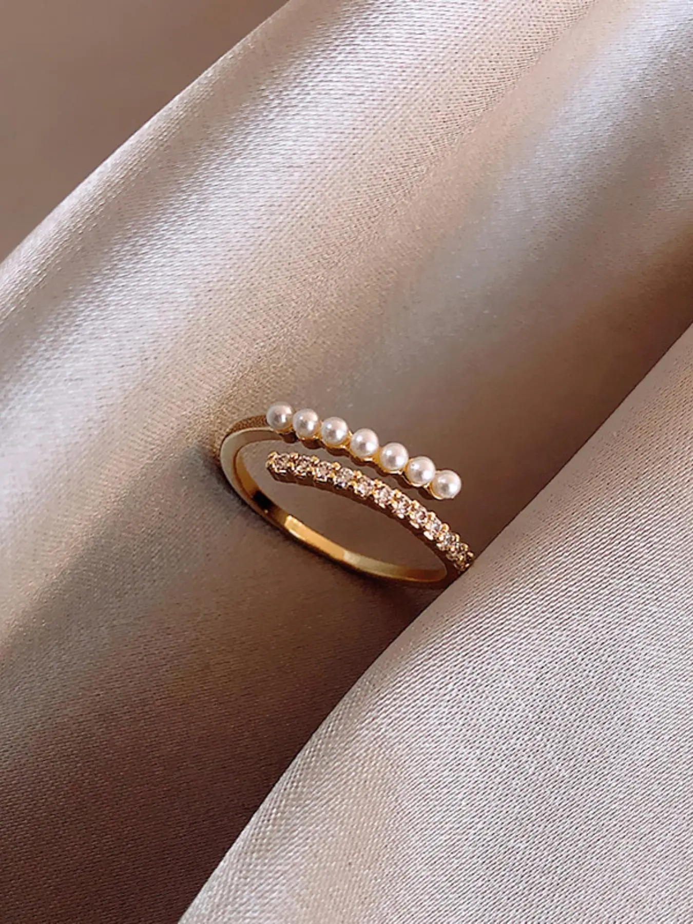 Faux Pearl & Rhinestone Decorated Ring for Gift, Fashion Luxury Rings Accessories for Women, Trendy Accessories for Party and Daily Life