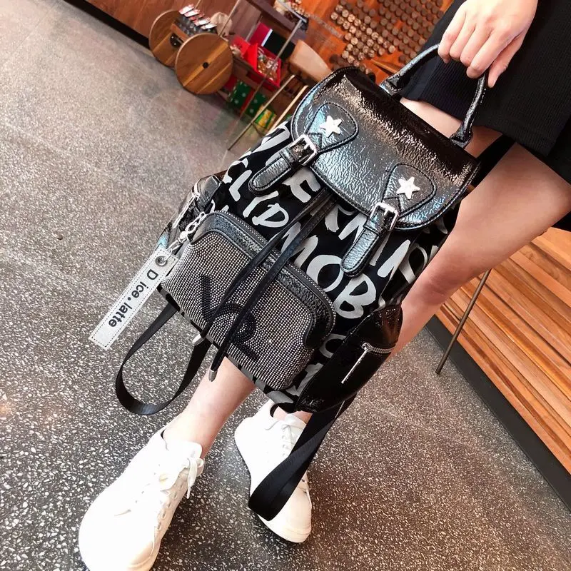 Túi Ba Lô Kim Cương Giả, Thiết Kế Chữ Cái Cao Cấp Của Phụ Nữ, Thời Trang Mới, Dễ Phối Đồ Phong Cách Phương Tây, Ba Lô Dung Tích Lớn, Thích Hợp Cho Du Lịch Mùa Hè Backpack