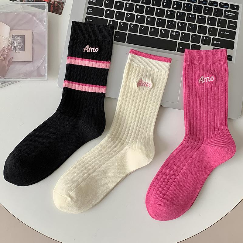 Vớ Tất nữ chữ tông hồng cổ cao phong cách trẻ trung, năng động