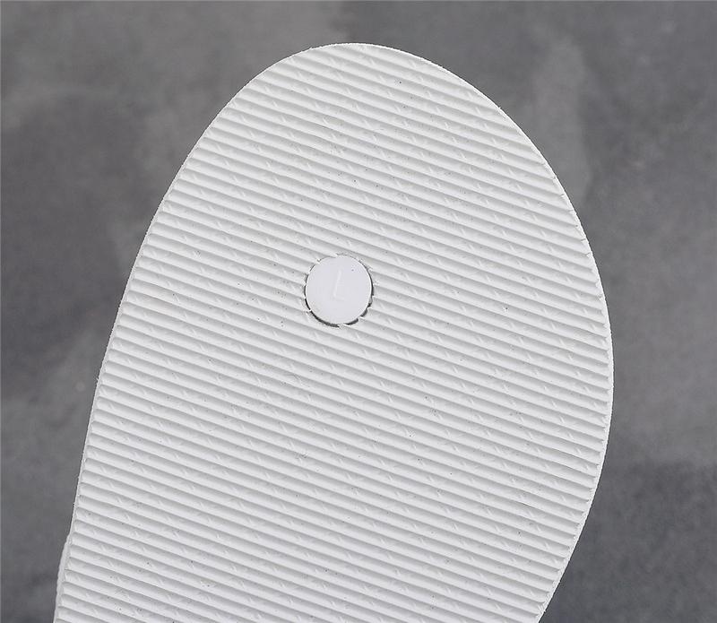 Product Introduction of Dép Xỏ Ngón, Hàng Mới Về, Thời Trang Nam, Mặc Ngoài, Làm Bằng Cao Su, Không Trơn Trượt, Thiết Kế Cá Tính, Thích Hợp Đi Biển Và Mùa Hè, Dép Lê Nam 31