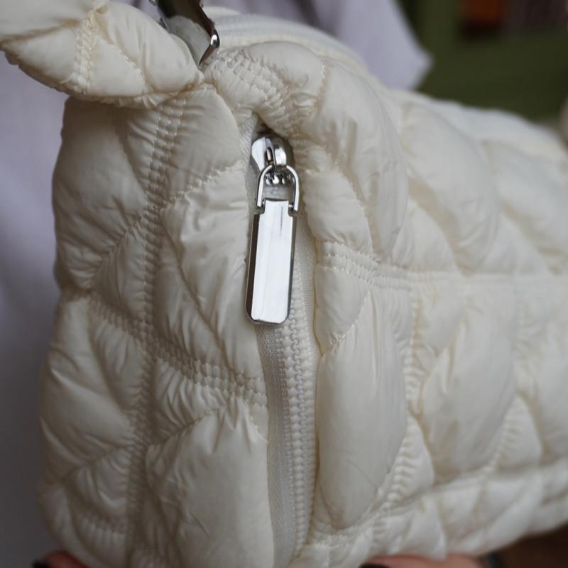 [CHU BAG] Túi đeo chéo chần bông trắng có thể điều chỉnh dây Đeo Vai Nữ 6