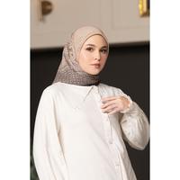 Gambar Wearing Klamby - Esme Scarf - Creamy Seaweed dari Wearing Klamby Kab. Tangerang 4 Tokopedia