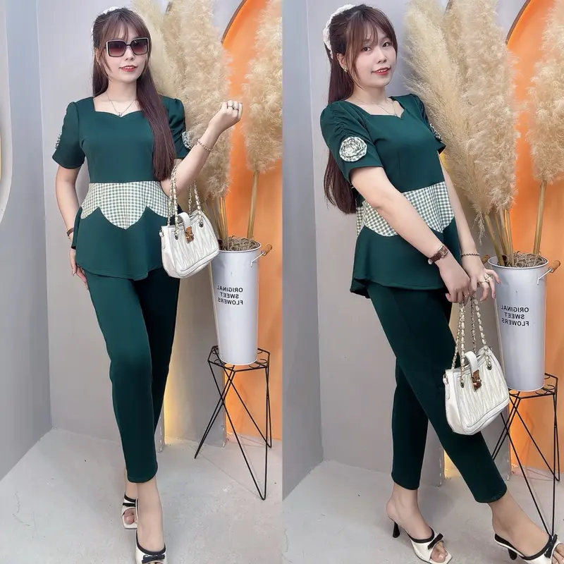 BIGSIZE 60-95kg—Sét bộ dễ thương tay đính bông  hai bên ,quần 9 tất áo phom peplum phối caro ,,Chất Liệu Thun Poly Co Giãn Thoải Mái,Trang Trí Nút Lạ Mắt Nhung Women Nữ Top 2