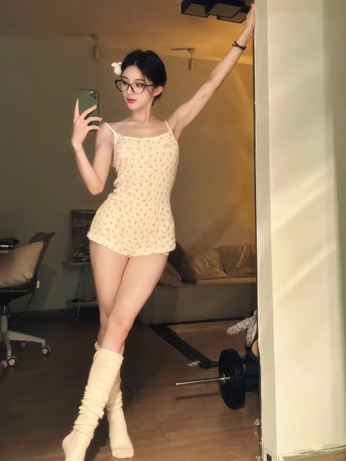 ĐỒ NGỦ TÍ HON JUMPSUIT HOA NHÍ ĐI BIỂN DỄ THƯƠNG