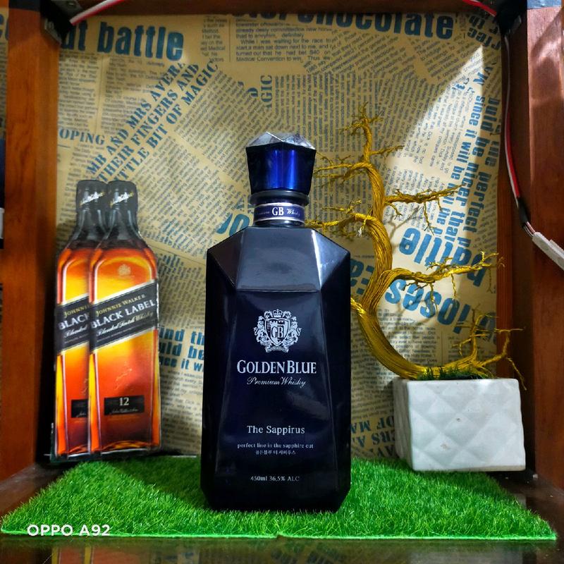 Vỏ chai Golden Blue xuất xứ Hàn Quốc trang trí nhà 1