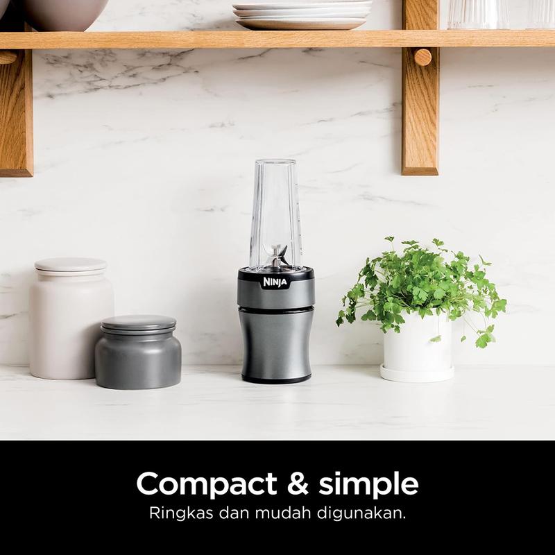 Ninja Nutri-Blender Plus Ice-Crushing Personal Blender 6