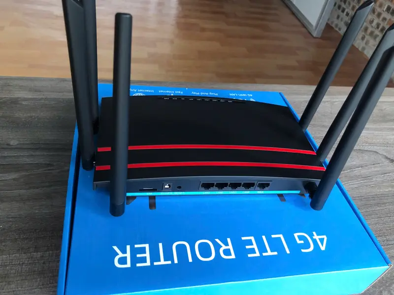 phát wifi từ sim 4G, bộ Bộ phát wifi 4G LTE B688 có 1 cổng WAN 4 cổng LAN, 6 ăngten Siêu Khỏe, hàng cao cấp 3