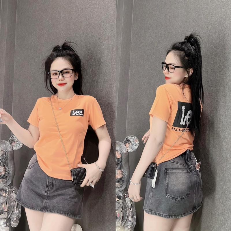 Product Introduction of Áo thun nữ PHOM ÔM cổ tròn phối chữ nổi trước sau ( Mã LEA. ) Top Women 2