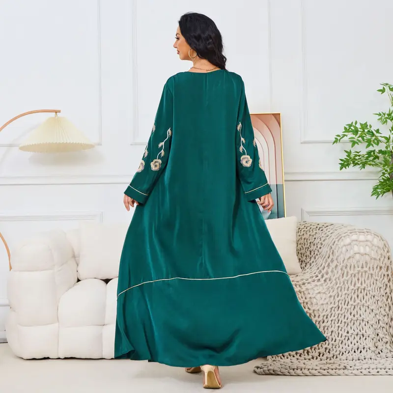 2025 New Middle East Dubai Robe Abaya Embroidered Hot Selling in Stock Elegant Evening Dress Muslim Dress 3