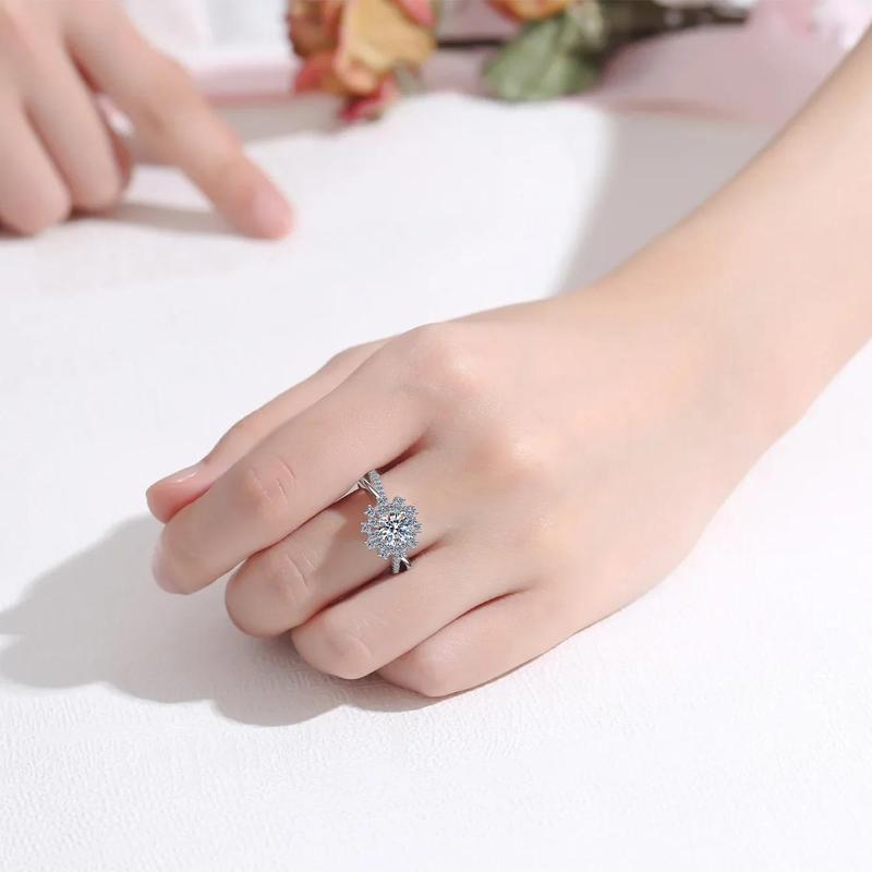 Product Introduction of LLXYW Real Moissanite Ring Sunflower for Women 0.8CT VVS1 Brilliant Halo Pendent 925 Sterling Silver Wedding Jewelry 13