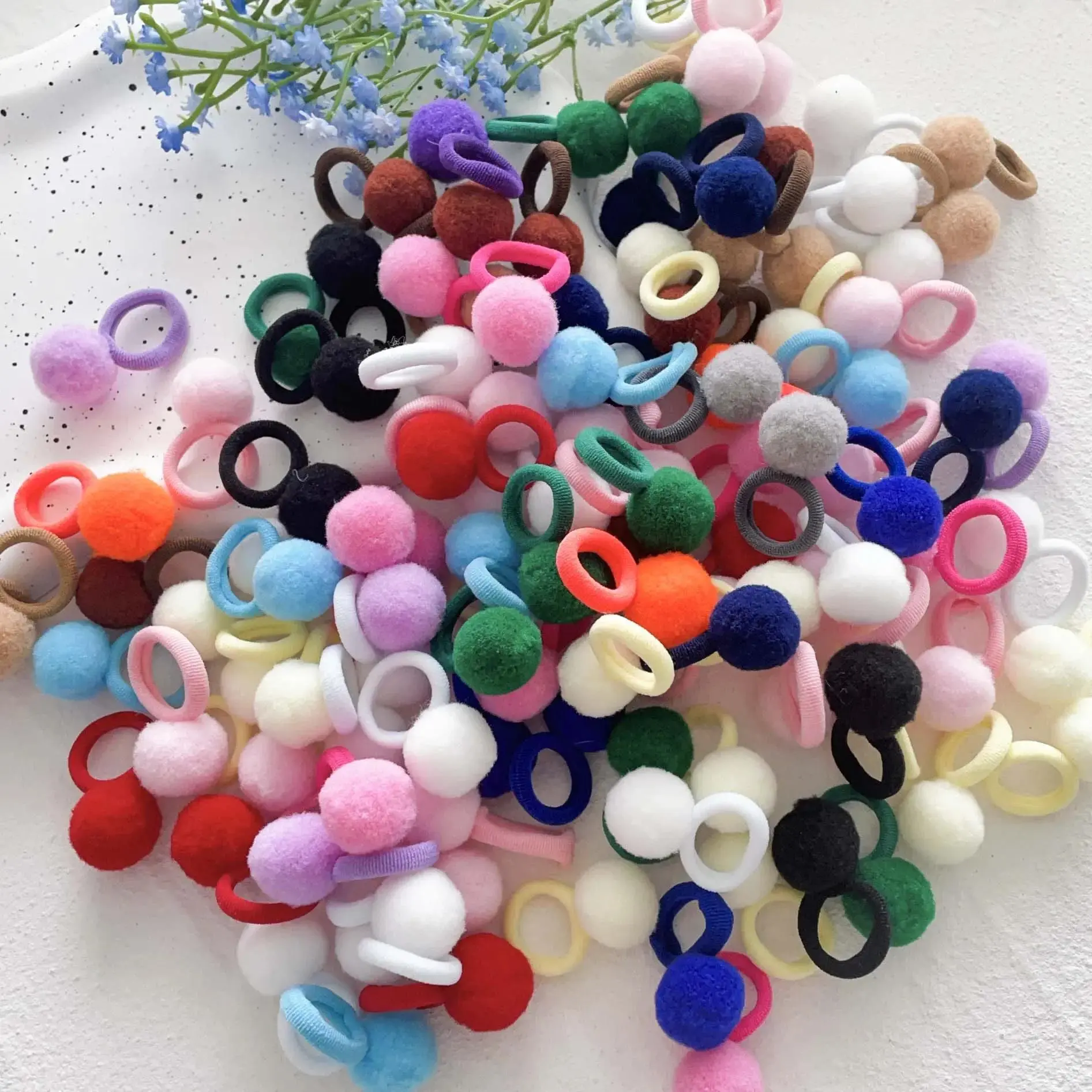 Ikatan Rambut Elastik Kanak-kanak, Set 10pcs, Untuk Kanak-kanak Perempuan, Bola Mewah dan Gelang Getah, Sesuai untuk Kanak-kanak, Perisa Manis, Ikatan Rambut Scrunchie, dengan Klip, Aksesori Rambut Bayi