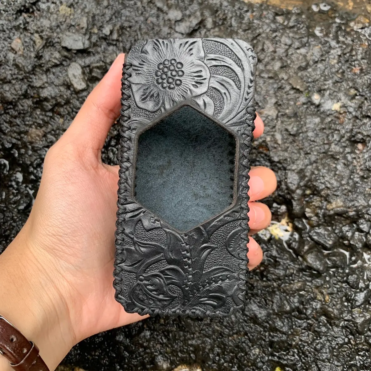 CASE V—3 KULIT ASLI EMBOS