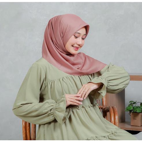 LEYA -  ANNITA PREMIUM VOAL PLAIN SCARF WITH ZIPLOCK UKURAN 115x115 3