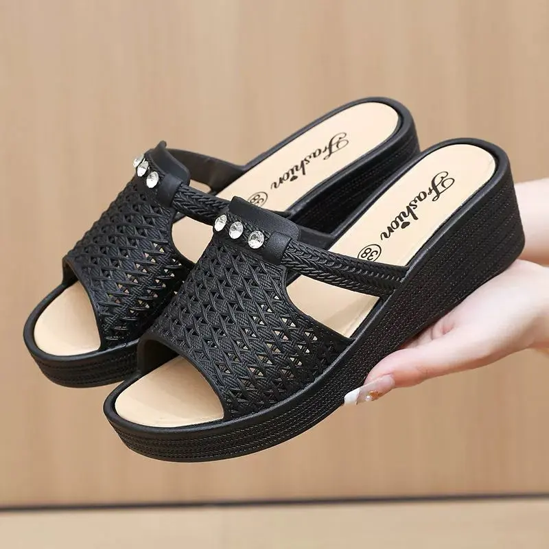 Dép cao su cho người trung tuổi cho mẹ cho bà sang trọng DéP Nữ Shoes GiàY Sandal Đồng Hoa Nhung 3