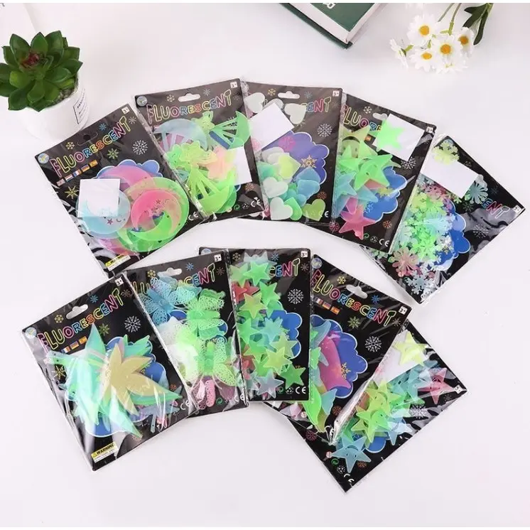 The fluorescent lamp wall stickers in the star moon fluorescence light glow